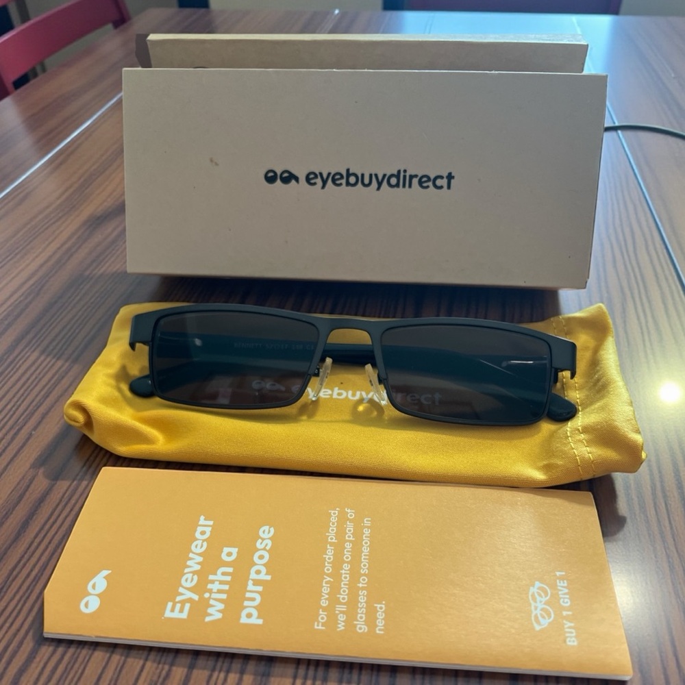 NEW Eyebuydirect Bennett Sunglasses‎ Black 52-17-138 w/ Box Case Pouch